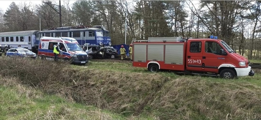 Śmiertelny wypadek w Nielepie na przejeździe kolejowym