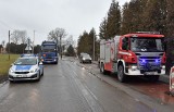 W Surochowie w pow. jarosławskim 33-letnia piesza weszła wprost pod jadącą ciężarówkę. Z obrażeniami trafiła do szpitala