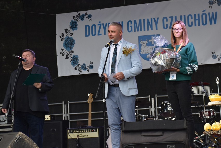 Dożynki gminy Człuchów. Impreza w Rychnowach - w tym roku najpiękniejszy wieniec przygotowało KGW z Mosin! ZDJĘCIA