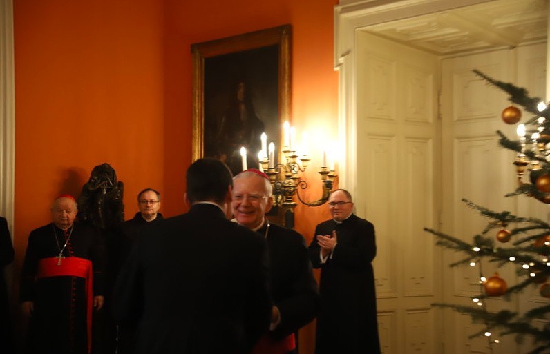 Spotkanie opłatkowe księży w Pałacu Arcybiskupów: "Stać jednoznacznie w obronie św. Jana Pawła II" ZDJĘCIA