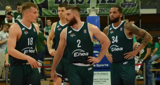 Koszykarze Enei Zastalu BC Zielona Góra odnieśli pierwsze w tym sezonie zwycięstwo w lidze VTB. Na własnym parkiecie pokonali Tsmoki Mińsk 96:64