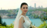 Ona piękna, a on bogaty! Te tureckie seriale skradły serca widzów. "Narzeczona ze Stambułu" i "Zakazany owoc" to dopiero początek!