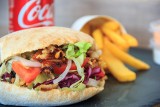 Kebab ulubionym daniem mieszkańców Kwidzyna! Według Glovo kwidzynianie najczęściej zamawiają z Kebab Lamh