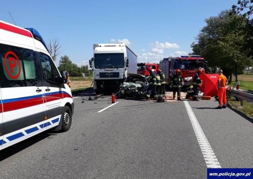 Kazimierzowo. Śmiertelny wypadek na krajowej siódemce. Trasa S7 zablokowana. Sprawdź objazdy (zdjęcia)