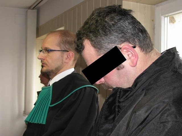 Sprawca wypadku Andrzej S. i jego pełnomocnik Krzysztof Litwin (z lewej) jeszcze nie zadecydowali, czy złożą odwołanie od wyroku.
