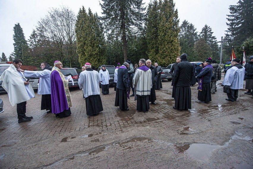 Uroczystości pogrzebowe biskupa seniora Tadeusza Werno