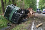 Śmiertelny wypadek w Piotrówce. Samochód osobowy zderzył się z ciężarówką