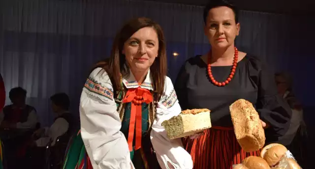 Na Ucztę z folklorem zapraszają Małgorzata Pasek i Urszula Nowicka