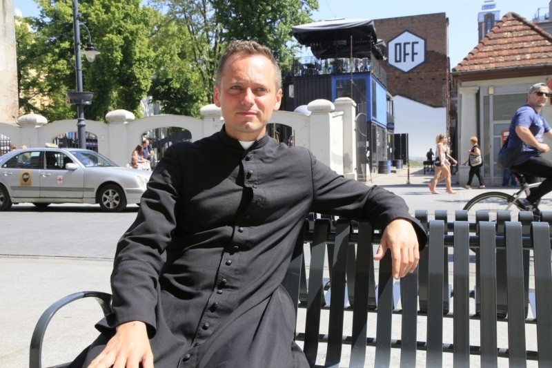 Ksiądz Michał Misiak odchodzi do Kościoła zielonoświątkowego, chce zostać pastorem