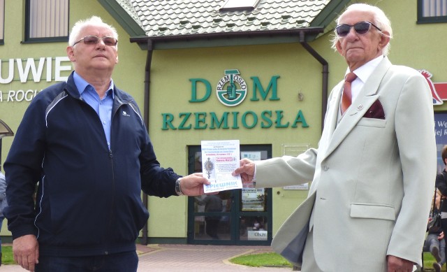 Krzysztof Olszycki (z prawej) i Andrzej Bienias poprowadzą niedzielną pielgrzymkę kazimierskich rzemieślników na Jasną Górę.