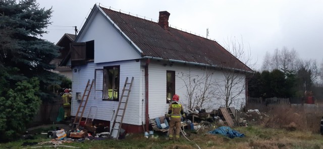 Po pożarze dom w Rogowie nie będzie nadawał się do zamieszkania.