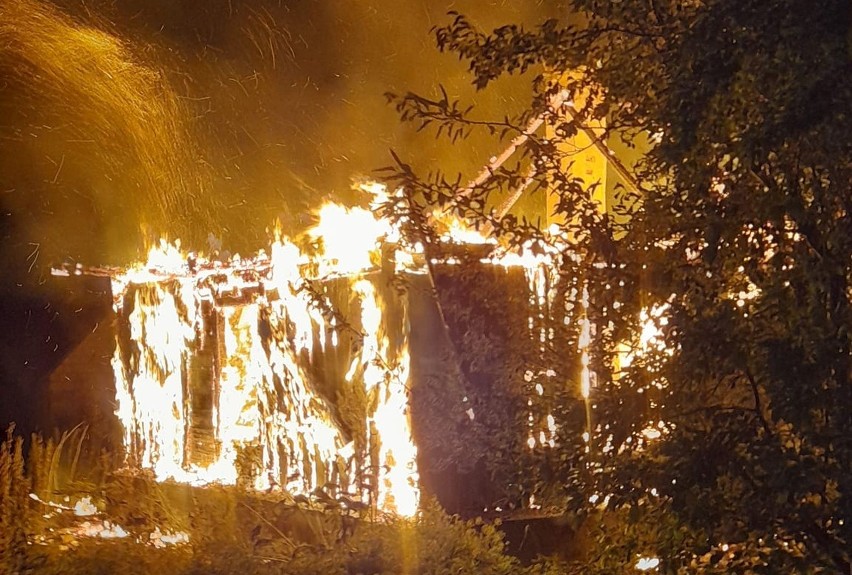 Rutki-Kossaki. Budynek spłonął doszczętnie. Zostały tylko zgliszcza