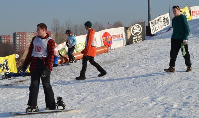 Zawody snowboardowe na Górce Środulskiej