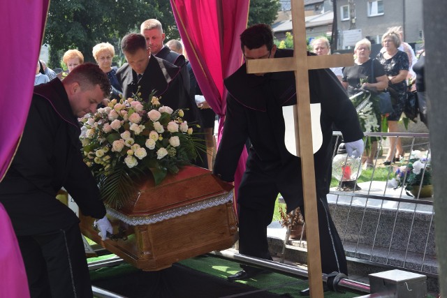 Pogrzeb ks. Waleriana Ogiermana, emerytowanego proboszcza parafii św. Bartłomieja w Bieruniu