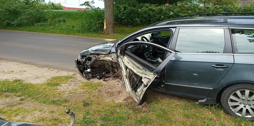 Wypadek w Głuszynku koło Potęgowa. Kierowca trzeźwy. Pięciomiesięczne dziecko trafiło do szpitala