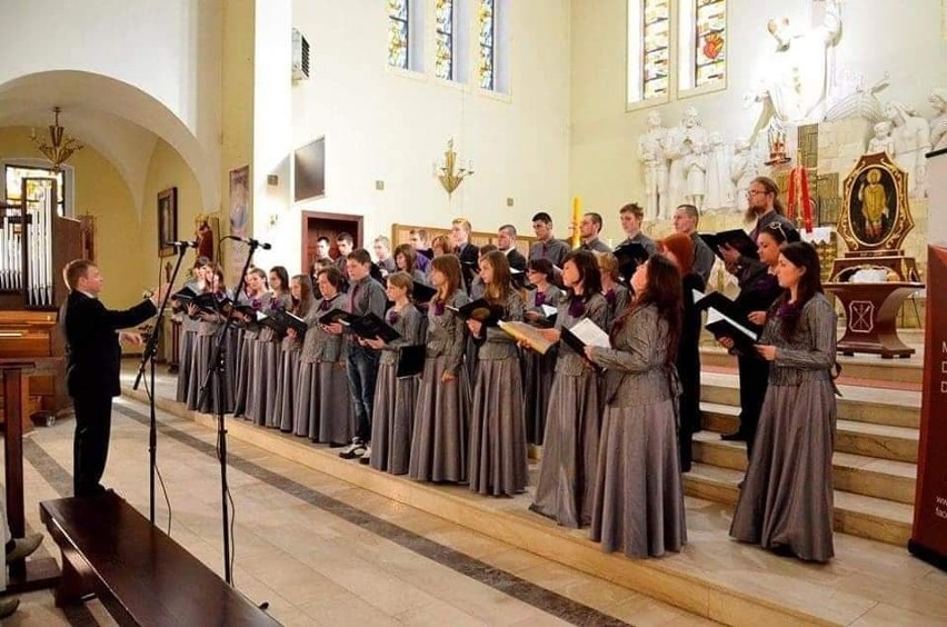 Chór Collegium Cantorum wyśpiewał 2. miejsce podczas...