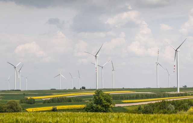 Projekt nowej ustawy przewiduje m.in. wywłaszczenia w celu budowy elektrowni wiatrowych