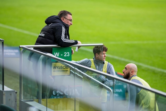 18.04.2021 warszawa ul lazienkowska 3 stadion legii warszawa mecz pko ekstraklasa  legia warszawa cracovia krakow pilka nozna nz czeslaw michniewicz kacper skibicki veleriane gviliafot. szymon starnawski / polska press