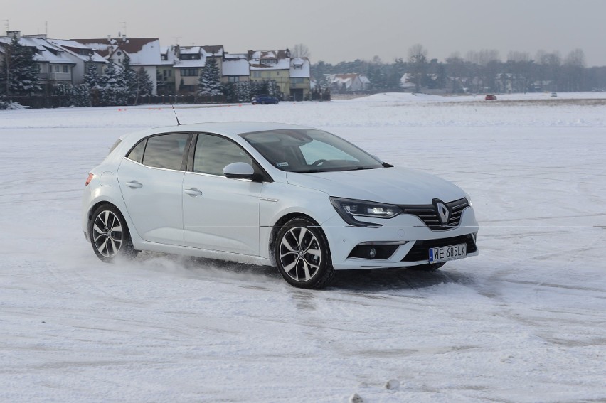 Nowy Renault Megane oficjalnie wjechał do polskich salonów....