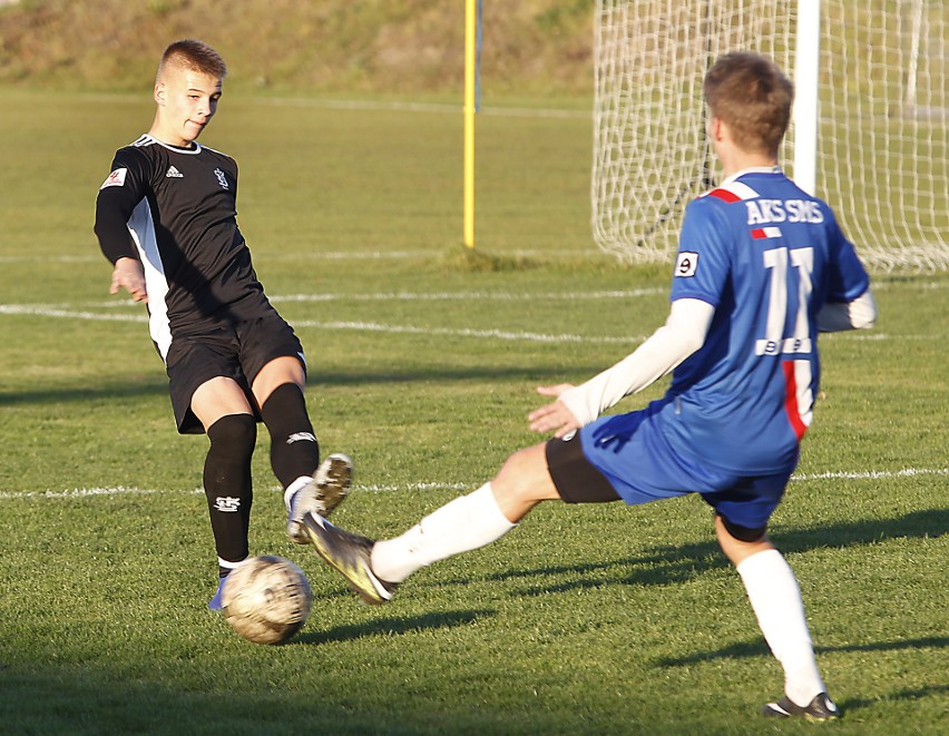 Centralna Liga Juniorów. Leicester też podziwia AKS SMS. Piękny gol po testach na Wyspach [ZDJĘCIA]