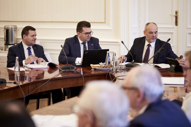 W Małopolskim Urzędzie Wojewódzkim w Krakowie odbyły się kolejne rozmowy na temat zapadlisk w Trzebini