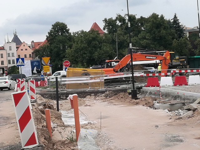 Plac budowy na Wałach gen. Sikorskiego został uprzątnięty. Jak informuje MZK, w czasie trwania Bella Skyway, nie będą tam prowadzone żadne "ciężkie" roboty