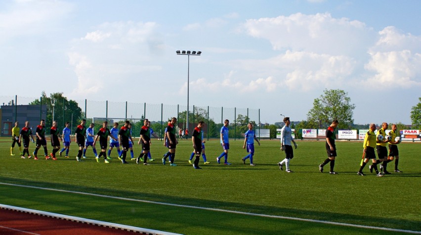 Dąb Barcin - Sparta Janowiec Wielkopolski 3:0 (0:0)...