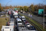 Gigantyczny korek w Katowicach. Ruch zwalnia już na Roździeńskiego. Wszystko przez zmianę organizacji ruchu na Murckowskiej