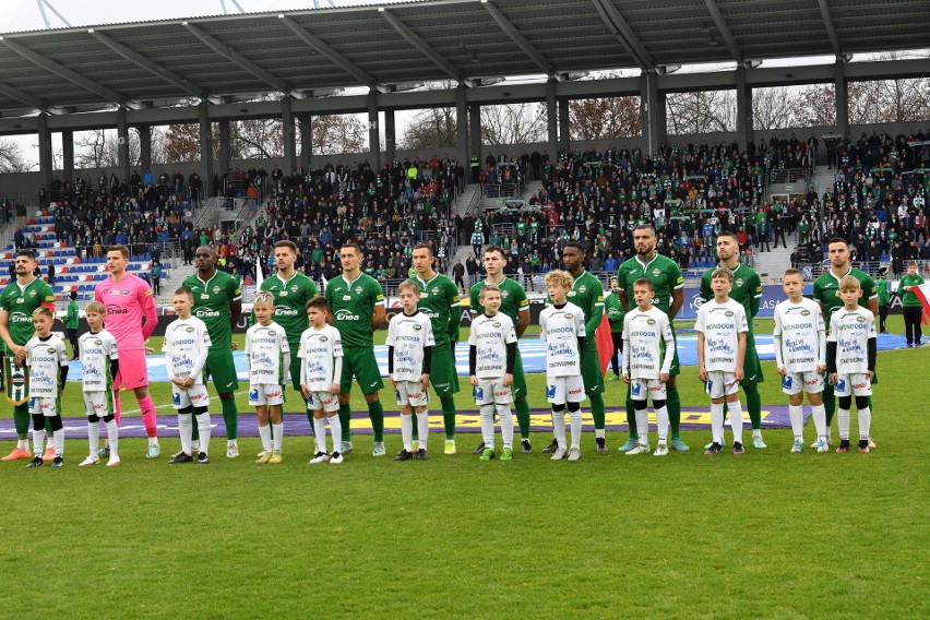 PKO BP Ekstraklasa. Radomiak przegrał ostatni mecz w tym roku z Pogonią Szczecin 1:2. Kończył mecz w dziewiątkę