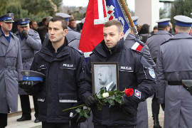 Ostatnie pożegnanie tragicznie zmarłego policjanta [ZDJĘCIA]