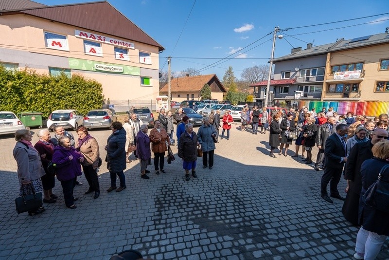 Klub Seniora w Łącku ma odnowioną siedzibę. Uroczystego otwarcia dokonała Beata Szydło [ZDJĘCIA]