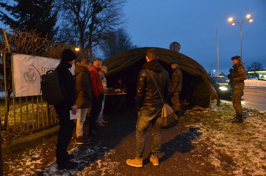 W koszarach 7 Brygady Obrony Wybrzeża w Słupsku rozpoczęło...