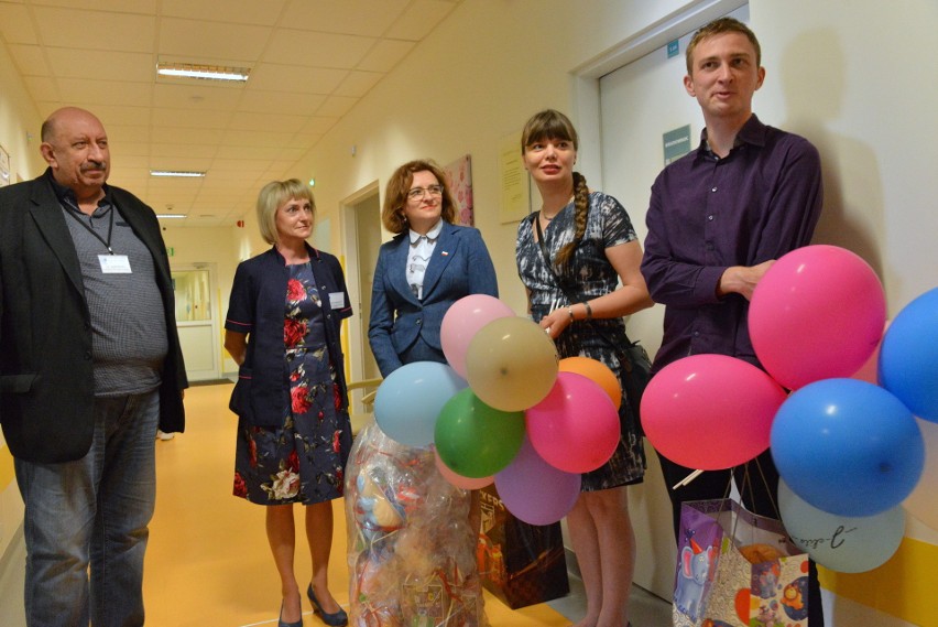 Spotkanie wojewody z małymi pacjentami w Świętokrzyskim Centrum Pediatrii (WIDEO, zdjęcia)