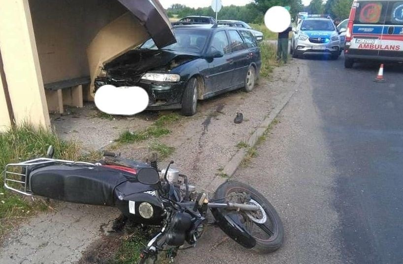 Śmiertelny wypadek z udziałem motocyklisty pod Chorzelami (pow. przasnyski). 23.07.2020. Zdjęcia