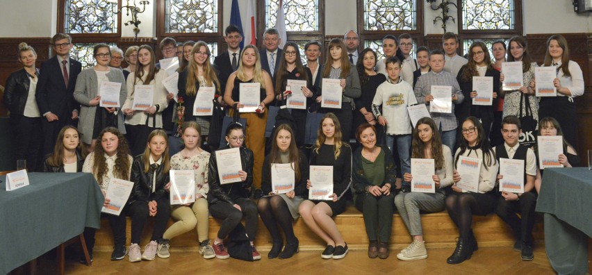 W słupskim ratuszu 17 maja br. odbyło się uroczyste...