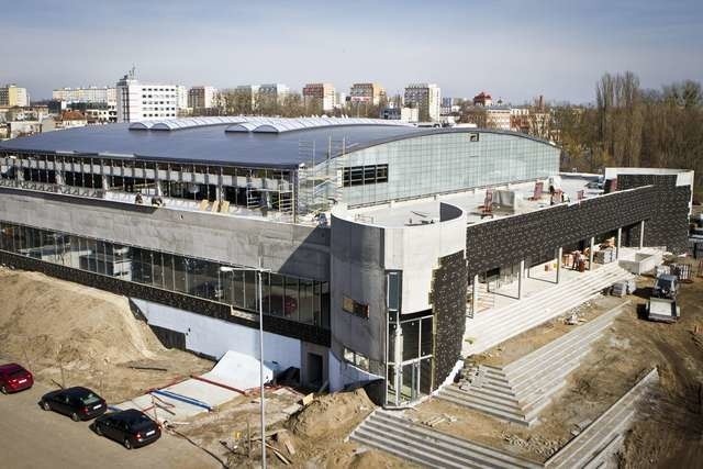 Budowa hali rozgrzewkowej na siatkarskie mistrzostwaBudowa hali rozgrzewkowej na siatkarskie mistrzostwa