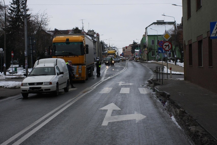 Dwie groźne kolizje w Makowie Mazowieckim: obie na ul. Mickiewicza