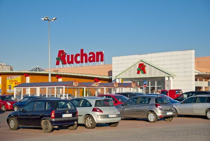 Centrum Handlowe Auchan rozda bony na zakupy za świadectwo z...