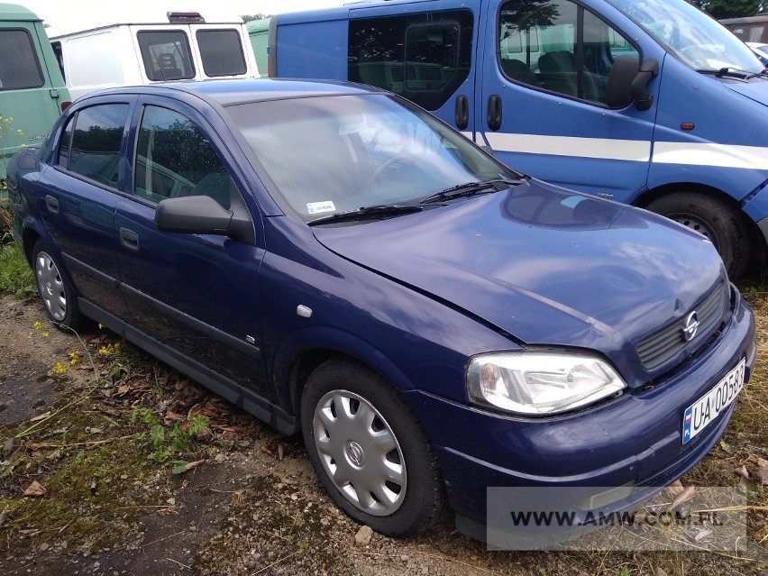 Samochód osobowy OPEL ASTRA II 1.6...