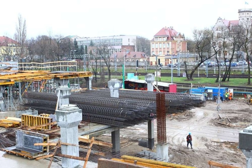 Kaponiera w Poznaniu: Końca przebudowy ronda nie widać