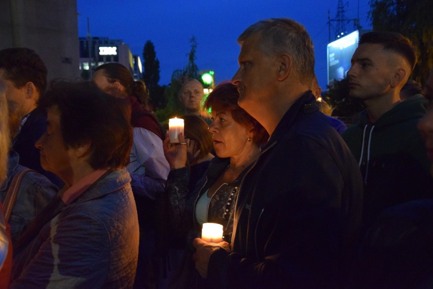 Protest przed Sądem Okręgowym w Katowicach we wtorek 25...