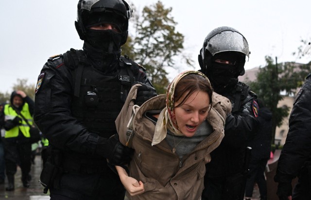 Protesty w Dagestanie to skutek mobilizacji w Rosji ogłoszonej przez Władimira Putina. Na czele strajków stanęły kobiety