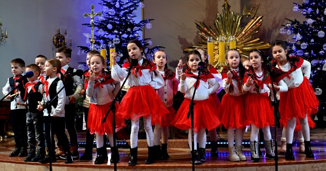 Śpiewały między innymi dzieci z Przedszkola numer 3 w Staszowie.