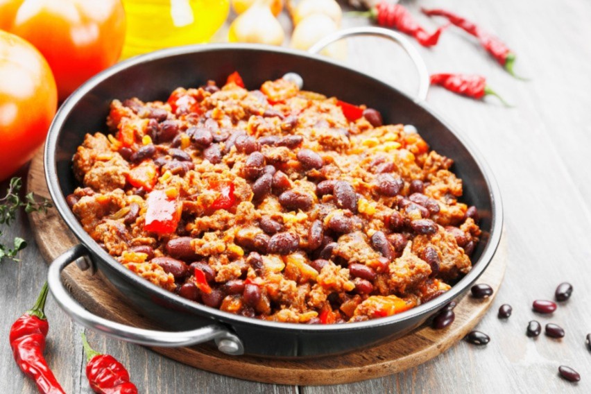 Chili con carne to pyszne danie, które można zjeść na drugi...