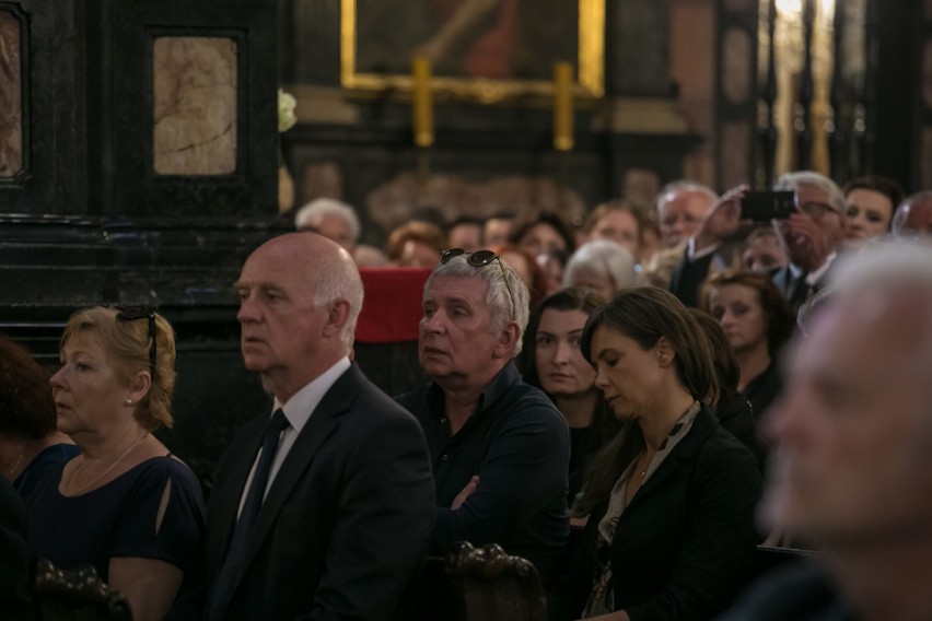 Pogrzeb Zbigniewa Wodeckiego. Znani pożegnali muzyka  [ZDJĘCIA, WIDEO]