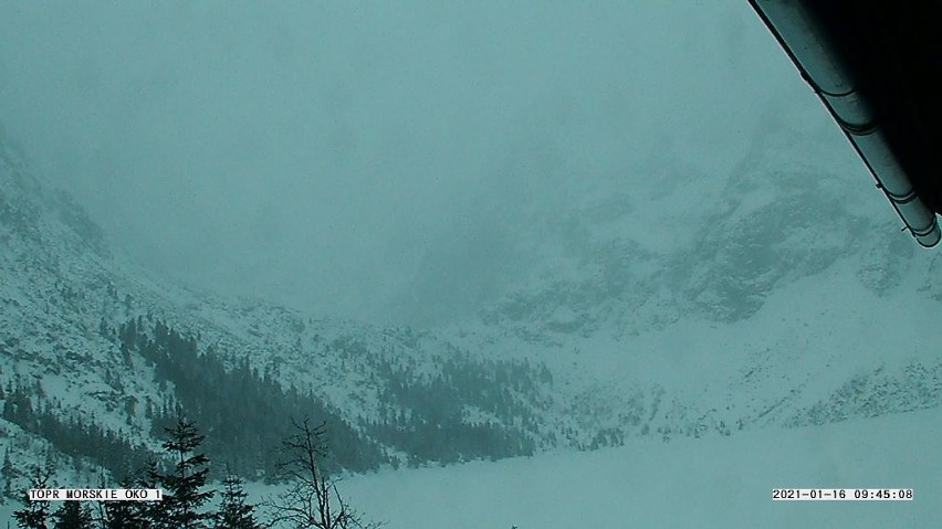 Tatry. W górach lawinowa trójka. Na Kasprowym minus 18 stopni Celsjusza 