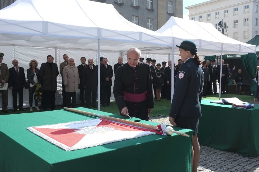 Dzień Służby Celnej na Śląsku. Sztandar dla Izby Celnej w Katowicach [ZDJĘCIA]