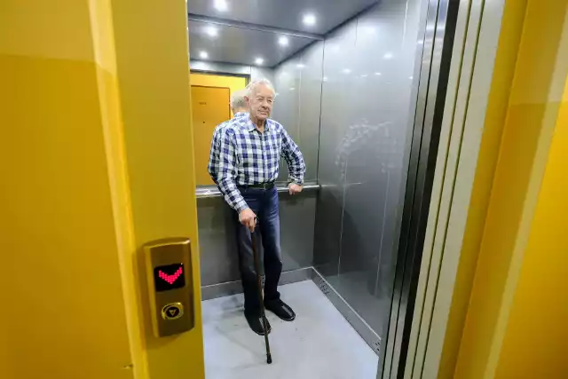 Czy metry kwadratowe jeżdżą windą? Tak uważają przedstawiciele Poznańskiej Wspólnoty Mieszkaniowej w Poznaniu.