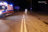 Śmiertelny wypadek w Żorach. Ford roztrzaskał się na betonowym słupie przy ul. Szczejkowickiej. Jedna osoba nie żyje