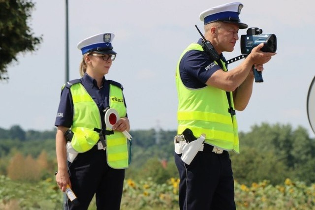 Podsumowanie akcji "Prędkość". Policja zatrzymała 7 praw jazdy i 41 dowodów rejestracyjnych